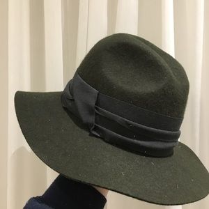 💐2/$35 Dark green wool fedora